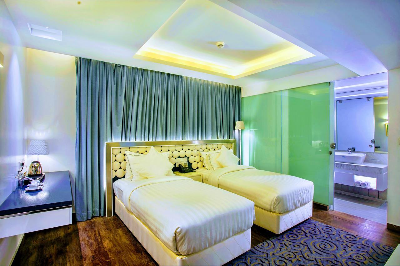 Grace 21 Smart Hotel Dhaka Esterno foto