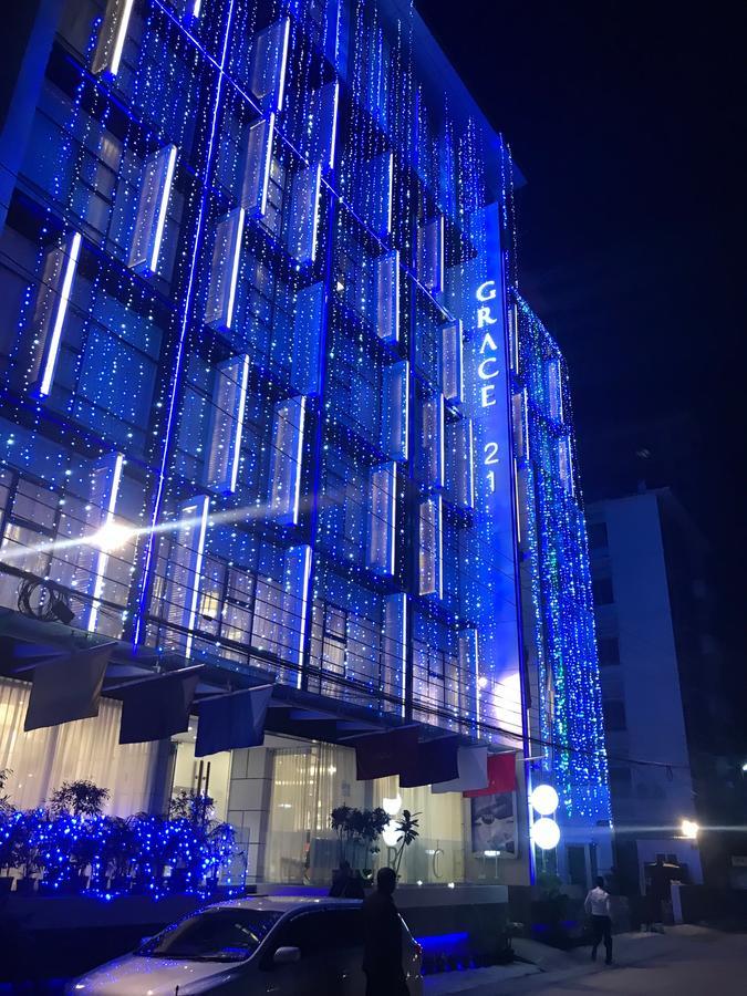 Grace 21 Smart Hotel Dhaka Esterno foto